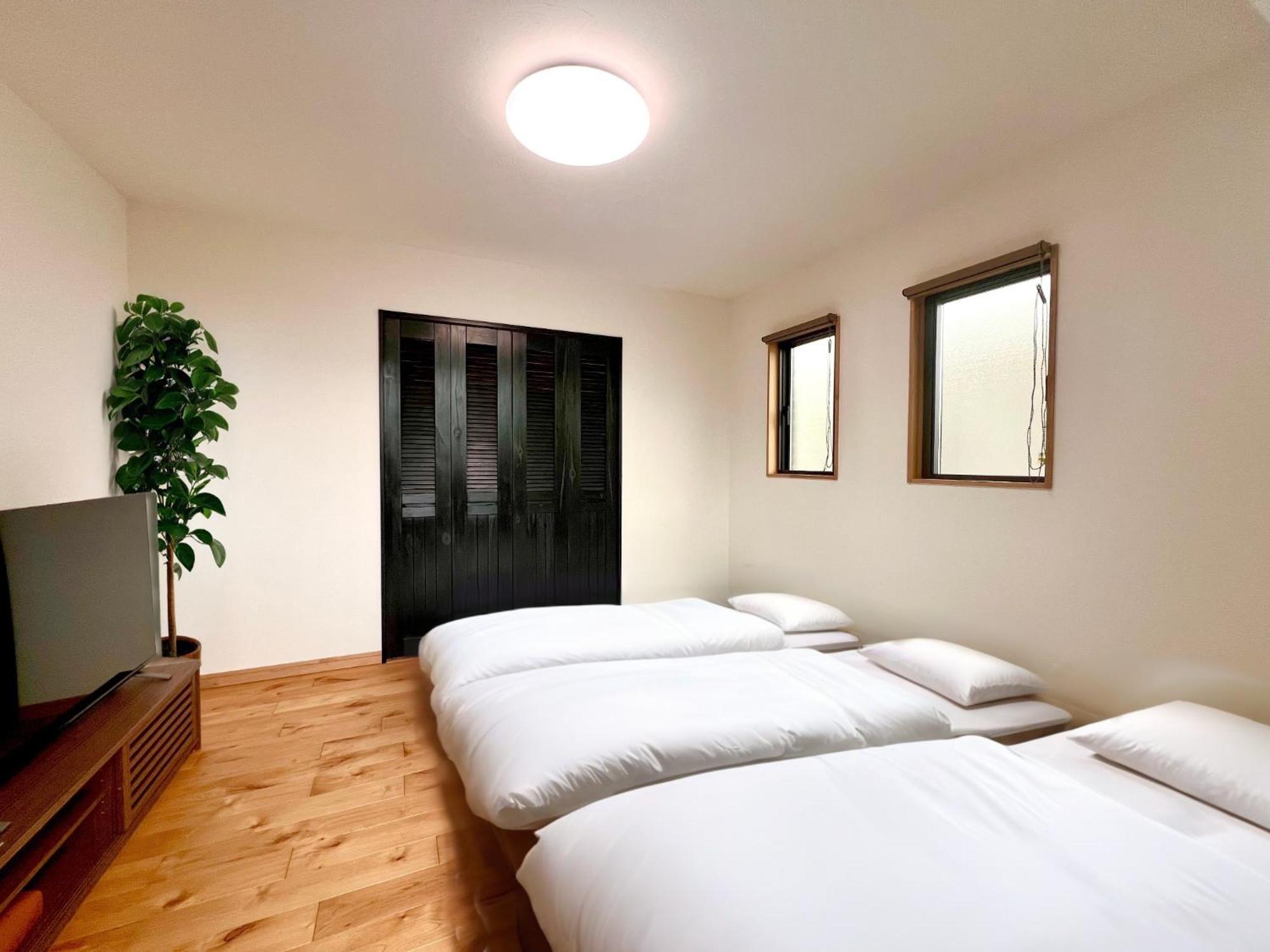 Villa まちなかの家mana Ishigaki (Okinawa)